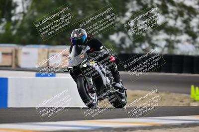 media/Apr-18-2025-TrackDaz (Fri) [[45f5874c44]]/B Group/Session 4 (Turn 6 - Outside)/
